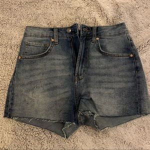 High waisted jean short